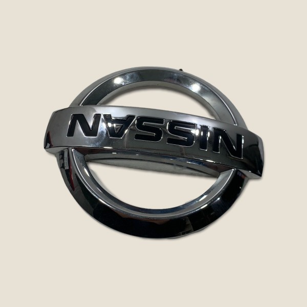 Emblema Nissan Tampa Traseira Nissan Kicks Sl 2019 (270)