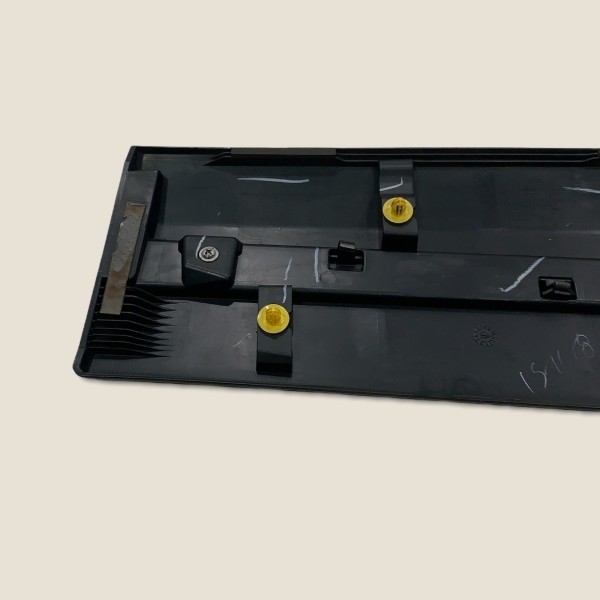 Friso Porta Tras. Esq. Nissan Kicks Sl 2019 828715rb0a (313) Friso Porta Tras. Esq. Nissan Kicks Sl 2019 828715rb0a (313)