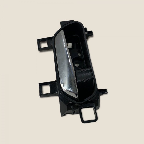 Maçaneta Interna Porta Tras. Dir. Nissan Kicks Sl 019 (348) Maçaneta Interna Porta Tras. Dir. Nissan Kicks Sl 019 (348)