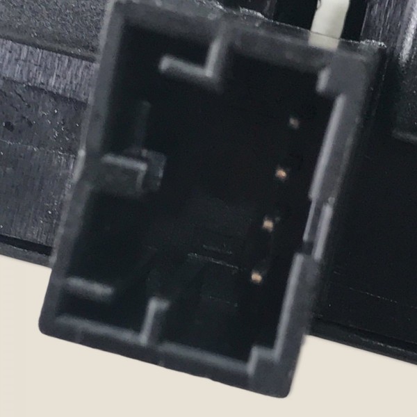 Comando Vidro Elétrico Motorista Saveiro Robust 2020 (425) Comando Vidro Elétrico Motorista Saveiro Robust 2020 (425)