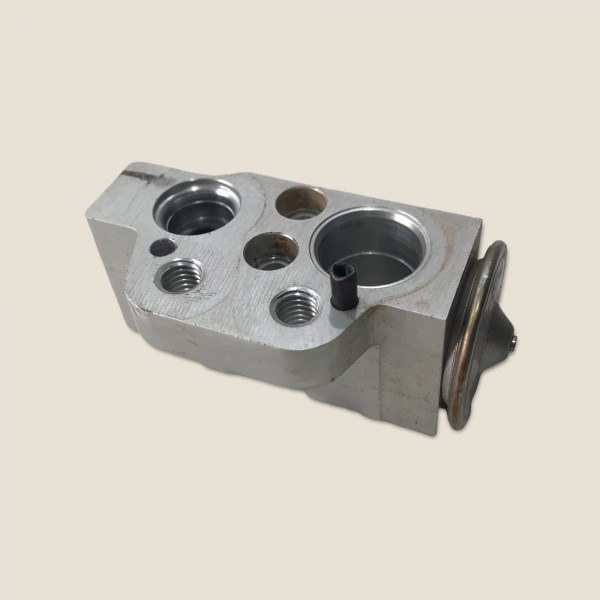 Válvula Expansão Ar Condicionado Saveiro Robust 2020 (421) Válvula Expansão Ar Condicionado Saveiro Robust 2020 (421)