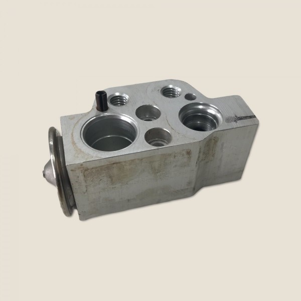 Válvula Expansão Ar Condicionado Saveiro Robust 2020 (421) Válvula Expansão Ar Condicionado Saveiro Robust 2020 (421)