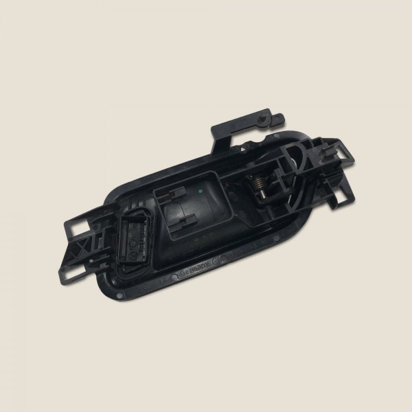 Maçaneta Interna Porta Dianteira Direita Amarok 2015 (524) Preto Maçaneta Interna Porta Dianteira Direita Amarok 2015 (524) Preto