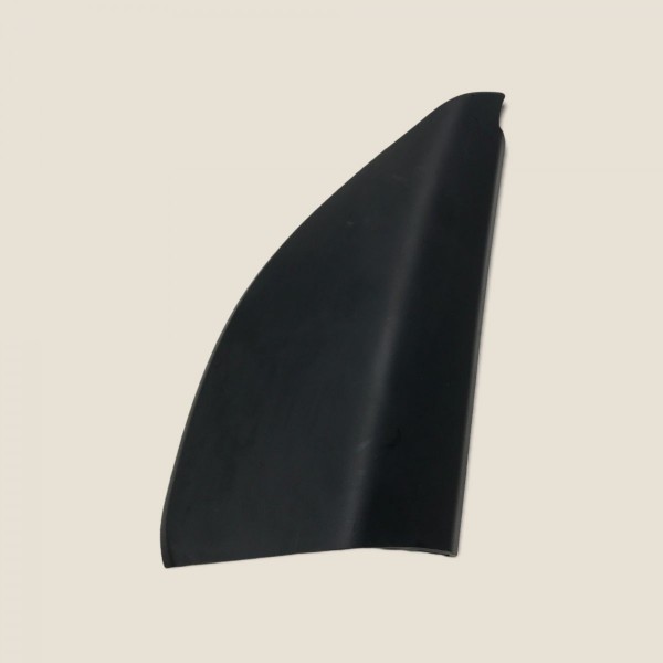 Acabamento Retrovisor Direito Amarok 2015 (529) Preto Acabamento Retrovisor Direito Amarok 2015 (529) Preto