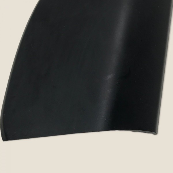 Acabamento Retrovisor Direito Amarok 2015 (529) Preto Acabamento Retrovisor Direito Amarok 2015 (529) Preto