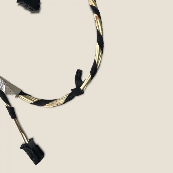 Chicote Porta Traseira Direita Amarok Biturbo 2015 (567) Chicote Porta Traseira Direita Amarok Biturbo 2015 (567)