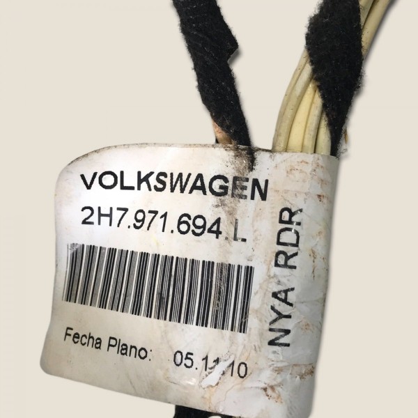 Chicote Porta Traseira Direita Amarok Biturbo 2015 (567) Chicote Porta Traseira Direita Amarok Biturbo 2015 (567)