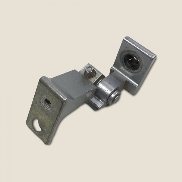 Dobradiça Traseira Esquerda Inferior Amarok 2015 (670) Dobradiça Traseira Esquerda Inferior Amarok 2015 (670)