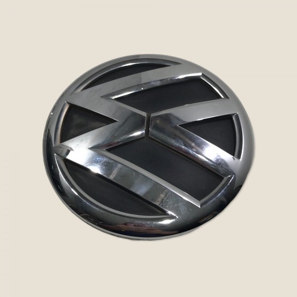 Emblema Volkswagen Tampa Traseira Amarok 2015 (820) Prateado Emblema Volkswagen Tampa Traseira Amarok 2015 (820) Prateado