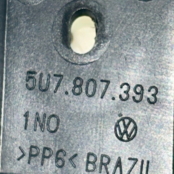 Guia Tras. Esq. Para-choque Saveiro Robust 1.6 2021 (1439) Guia Tras. Esq. Para-choque Saveiro Robust 1.6 2021 (1439)