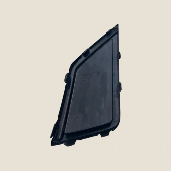 Capa Moldura Direita Milha Saveiro Robust 1.6 2021 (1431) Capa Moldura Direita Milha Saveiro Robust 1.6 2021 (1431)