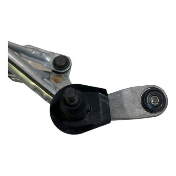 Galhada Motor Limpador Dianteiro Tracker Rs 1.2t 2023/2024 Galhada Motor Limpador Dianteiro Tracker Rs 1.2t 2023/2024