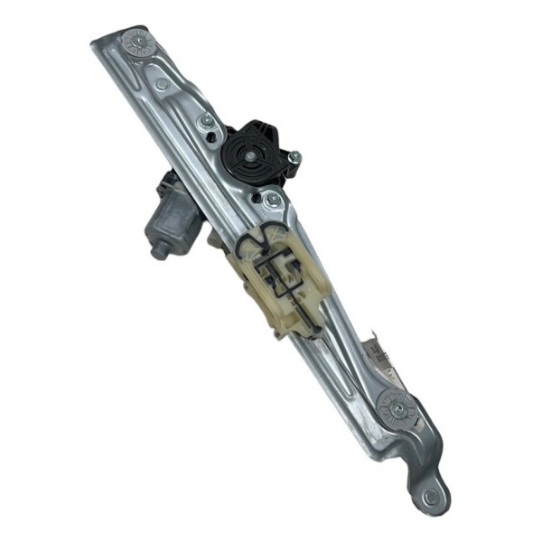 Máquina De Vidro Traseira Direita Tracker Rs 1.2t 23/24 Máquina De Vidro Traseira Direita Tracker Rs 1.2t 23/24