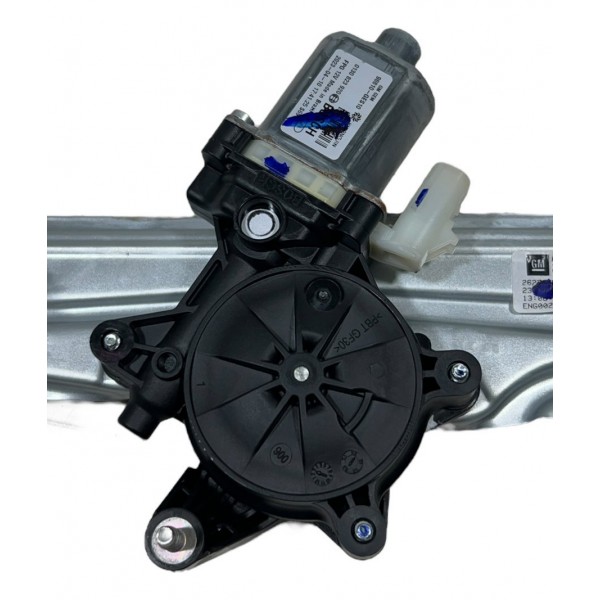 Máquina De Vidro Traseira Direita Tracker Rs 1.2t 23/24 Máquina De Vidro Traseira Direita Tracker Rs 1.2t 23/24