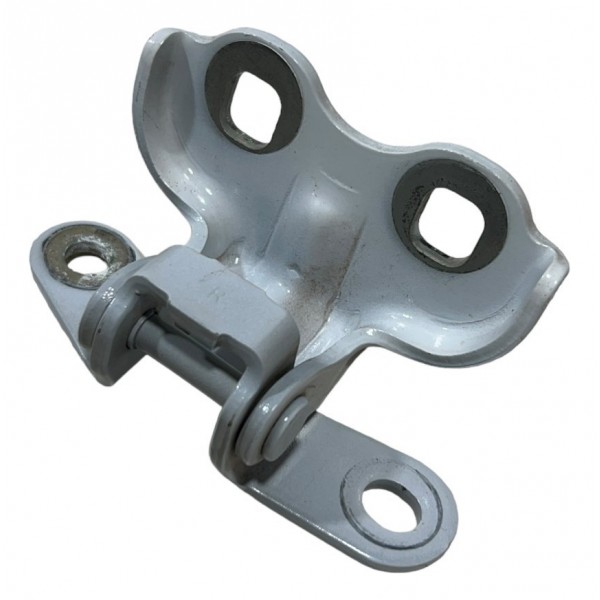 Dobradiça Traseira Esquerda Inferior Tracker Rs 1.2t 23/24