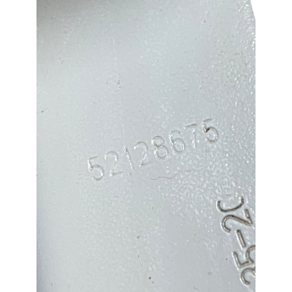 Dobradiça Direita Tampa Traseira Strada Freedom 1.3 2021 Dobradiça Direita Tampa Traseira Strada Freedom 1.3 2021