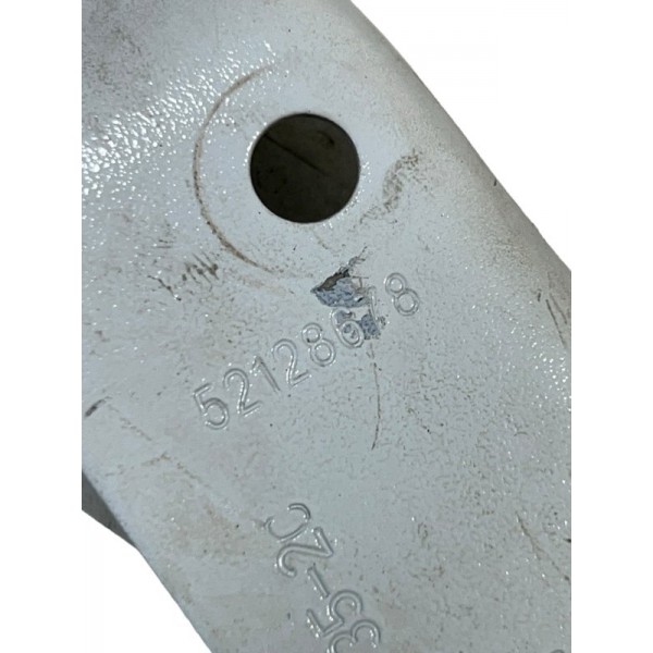 Dobradiça Esquerda Tampa Traseira Strada Freedom 1.3 2021 Dobradiça Esquerda Tampa Traseira Strada Freedom 1.3 2021