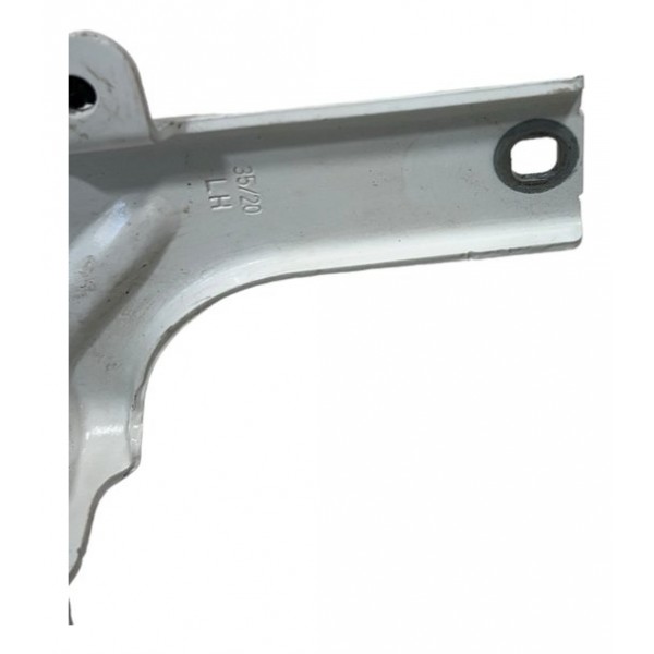 Dobradiça Esquerda Tampa Traseira Strada Freedom 1.3 2021 Dobradiça Esquerda Tampa Traseira Strada Freedom 1.3 2021