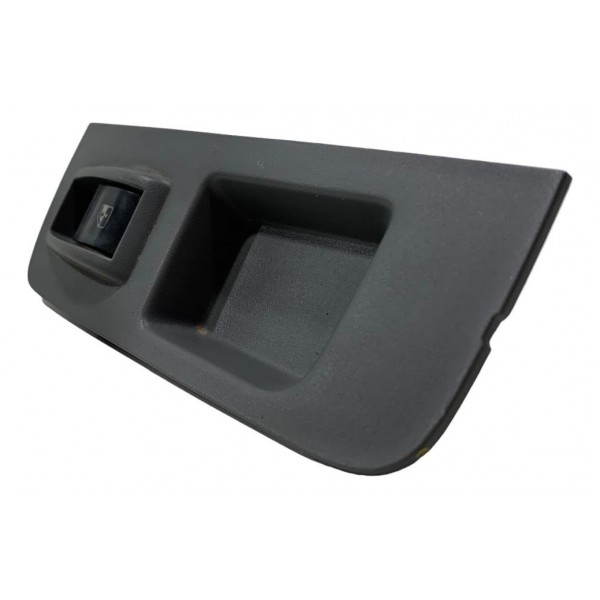 Botão Vidro Dianteiro Direito Fiat Palio Attract 1.0 2016 Botão Vidro Dianteiro Direito Fiat Palio Attract 1.0 2016