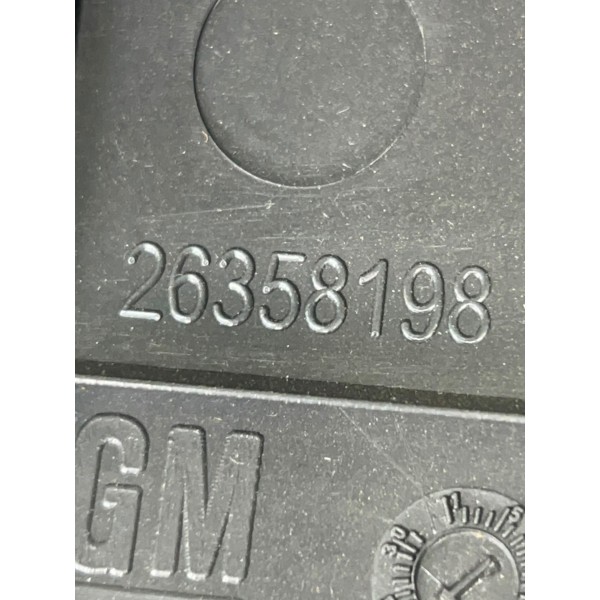 Acabamento Tampa Traseira Tracker Rs 1.2t 23/24 26358198 Acabamento Tampa Traseira Tracker Rs 1.2t 23/24 26358198