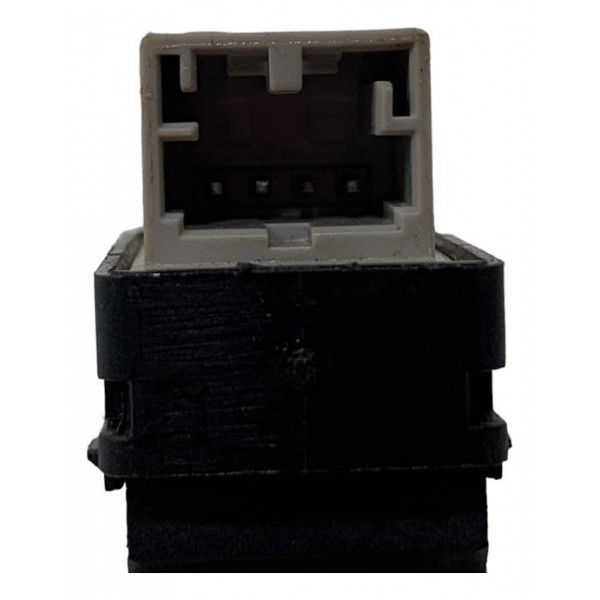 Botão Vidro Dianteiro Direito Volkswagen Saveiro 2021 Botão Vidro Dianteiro Direito Volkswagen Saveiro 2021