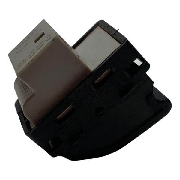 Botão Vidro Dianteiro Direito Volkswagen Saveiro 2021 Botão Vidro Dianteiro Direito Volkswagen Saveiro 2021