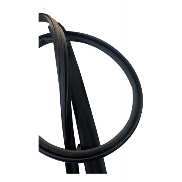 Guarnição Porta Traseira Direita Tracker Rs 2023/2024 Guarnição Porta Traseira Direita Tracker Rs 2023/2024