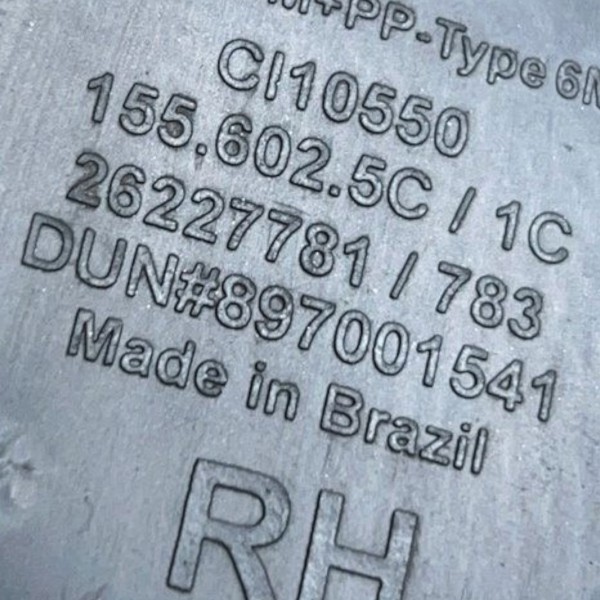 Borracha Traseira Direita Rack Tracker Rs 1.2t 2023/2024 Borracha Traseira Direita Rack Tracker Rs 1.2t 2023/2024