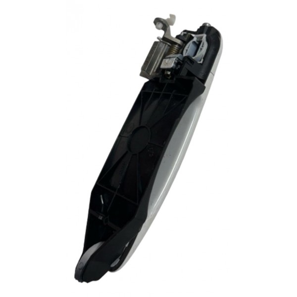 Maçaneta Direita Fiat Strada Freedom 1.3 2021 Detalhe Maçaneta Direita Fiat Strada Freedom 1.3 2021 Detalhe