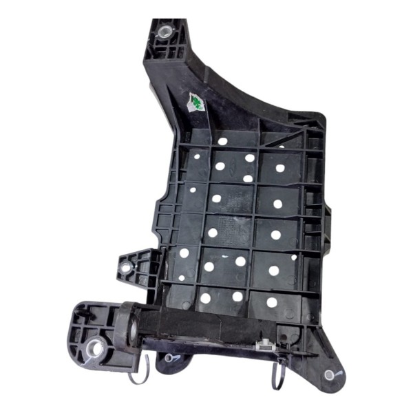 Suporte Caixa Bateria Chery Tiggo 8 21 C/detalhe  T153703011 Suporte Caixa Bateria Chery Tiggo 8 21 C/detalhe  T153703011