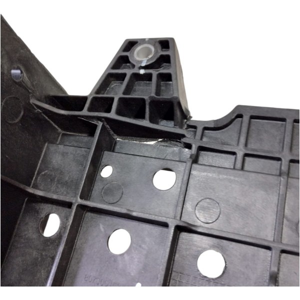 Suporte Caixa Bateria Chery Tiggo 8 21 C/detalhe  T153703011 Suporte Caixa Bateria Chery Tiggo 8 21 C/detalhe  T153703011