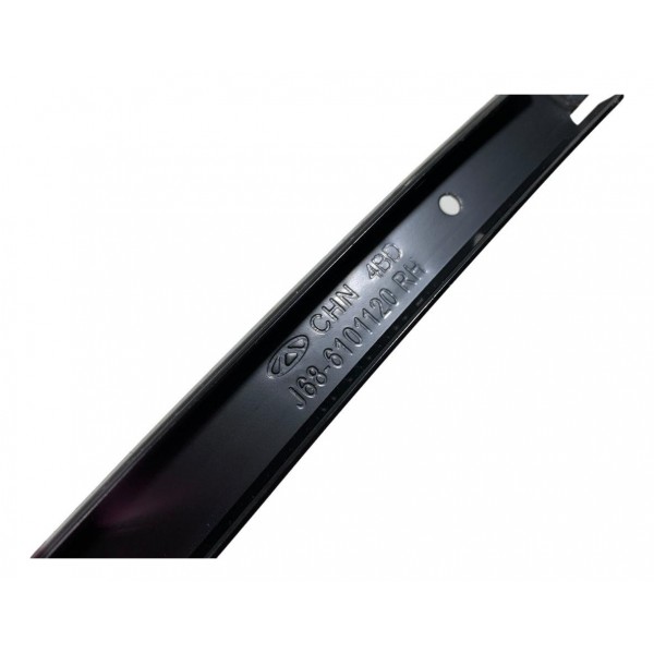 Guia Vidro Dianteiro Direito Chery Tiggo 8 Txs 1.6t 2021 Guia Vidro Dianteiro Direito Chery Tiggo 8 Txs 1.6t 2021