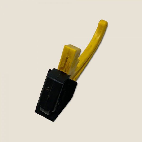 Alavanca Puxador Capô Diant. Fiat Strada Freedom 2020 Aa Alavanca Puxador Capô Diant. Fiat Strada Freedom 2020 Aa