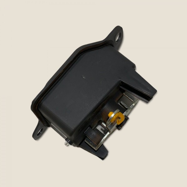 Maçaneta Interna Tras. Dir. Fiat Strada 1.4 Evo 2020 Aa Maçaneta Interna Tras. Dir. Fiat Strada 1.4 Evo 2020 Aa