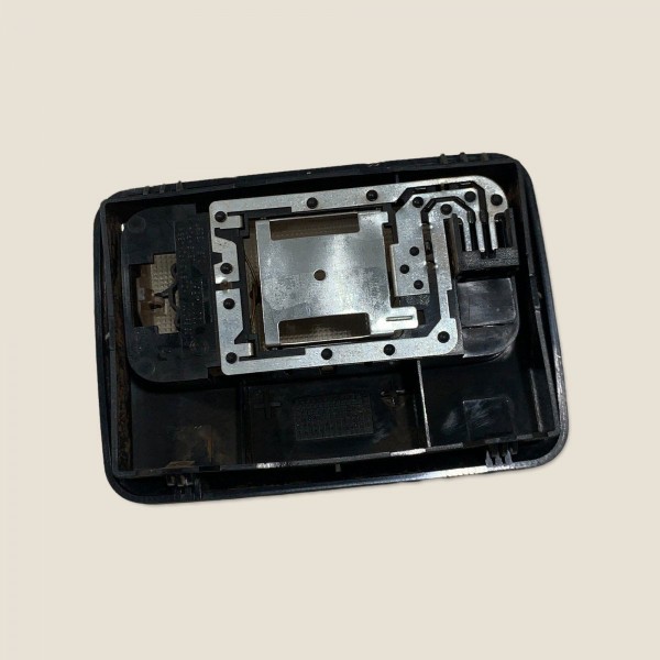 Luz De Cortesia Fiat Strada Freedom 1.4 Evo 2020 Aa Luz De Cortesia Fiat Strada Freedom 1.4 Evo 2020 Aa