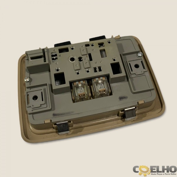 Luz De Teto Traseira Captiva Sport 3.6 V6 09/10 (1769) Af Luz De Teto Traseira Captiva Sport 3.6 V6 09/10 (1769) Af