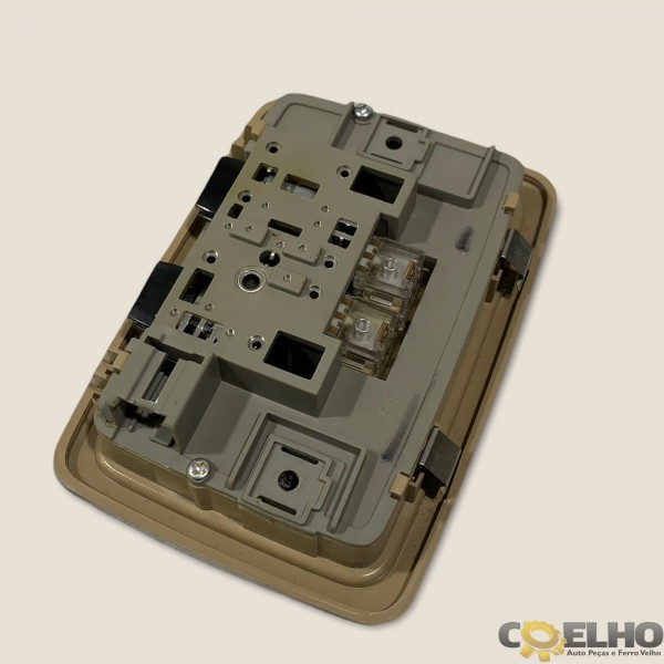 Luz De Teto Traseira Captiva Sport 3.6 V6 09/10 (1769) Af Luz De Teto Traseira Captiva Sport 3.6 V6 09/10 (1769) Af