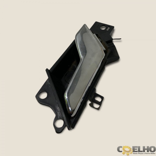 Maçaneta Interna Dianteira Direita Captiva 3.6 09/10 Au Maçaneta Interna Dianteira Direita Captiva 3.6 09/10 Au