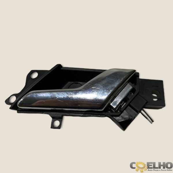 Maçaneta Interna Dianteira Direita Captiva 3.6 09/10 Au Maçaneta Interna Dianteira Direita Captiva 3.6 09/10 Au