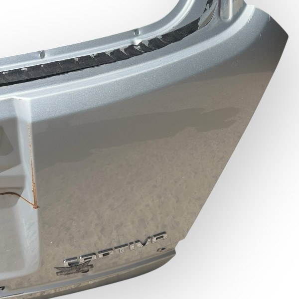 Tampa Traseira Porta Malas Captiva Sport 2011 Tampa Traseira Porta Malas Captiva Sport 2011