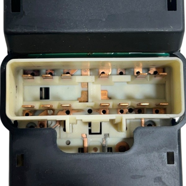 Comando Botão Vidro Motorista Captiva Sport 2011 Comando Botão Vidro Motorista Captiva Sport 2011