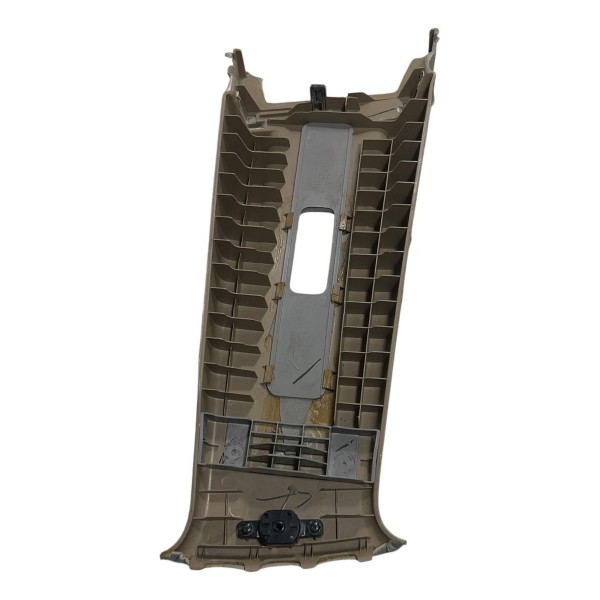 Moldura Coluna Cinto Dianteiro Esquerdo Captiva Sport 2011 Moldura Coluna Cinto Dianteiro Esquerdo Captiva Sport 2011