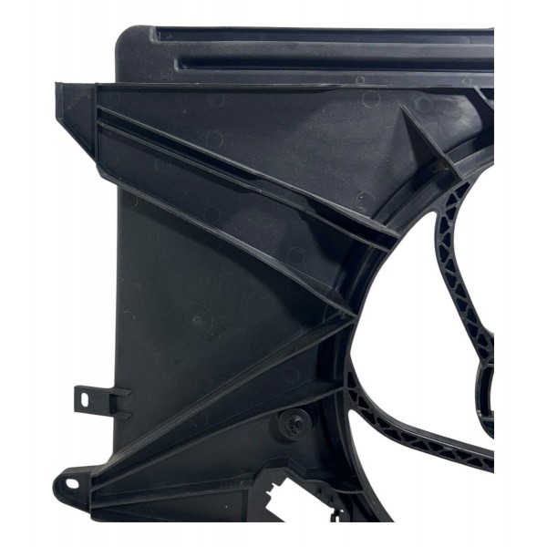 Defletor Radiador Captiva 2.4 2011 Original Defletor Radiador Captiva 2.4 2011 Original