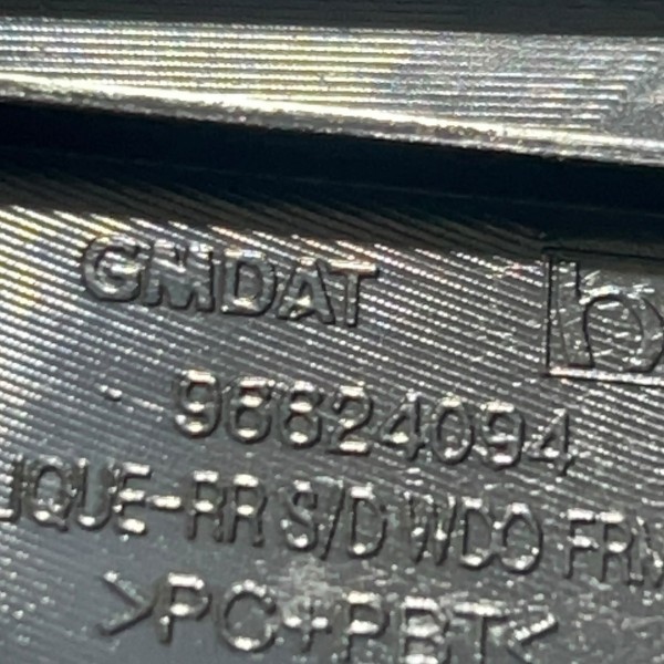 Aplique Porta Traseira Esquerda Captiva Sport 2.4 2011