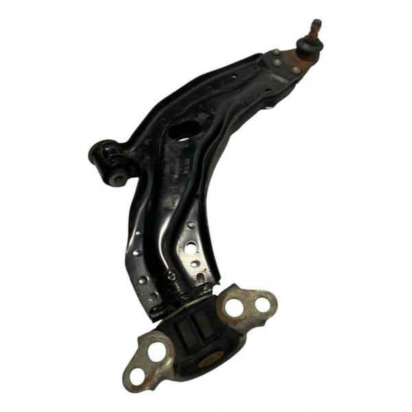 Bandeja Balança Dianteira Direita Strada Freedom 1.3 2021 Bandeja Balança Dianteira Direita Strada Freedom 1.3 2021