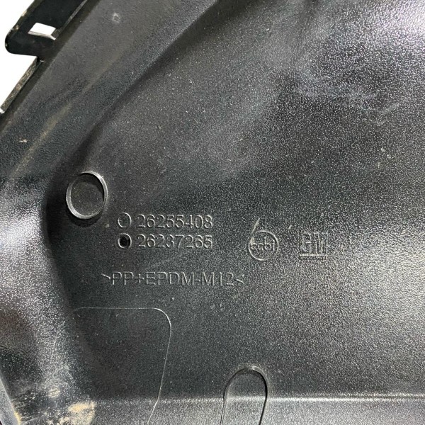 Parachoque Traseiro Tracker 21/22 C/detalh Parachoque Traseiro Tracker 21/22 C/detalh