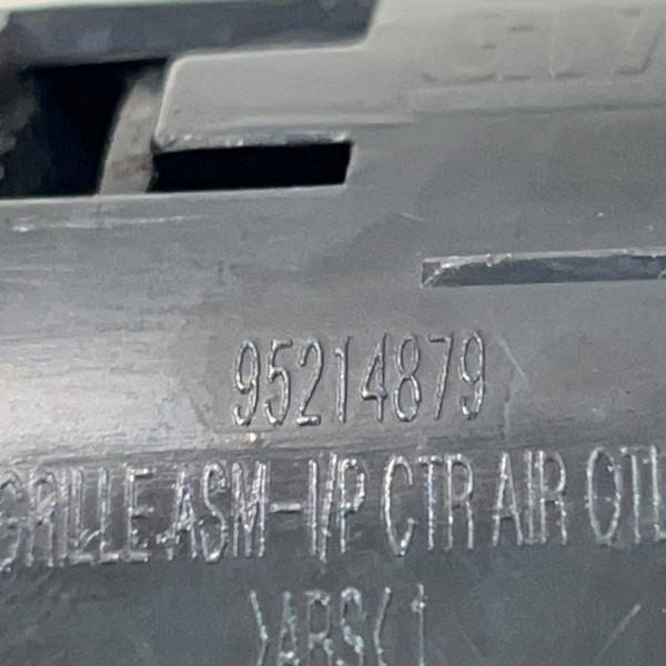 Difusor Ar-condicionado Montana Ls2 2015 A Difusor Ar-condicionado Montana Ls2 2015 A