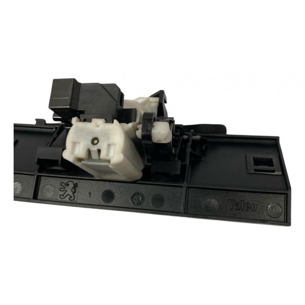 Maçaneta Tampa Peugeot 206 207 2001 A 2014 Maçaneta Tampa Peugeot 206 207 2001 A 2014