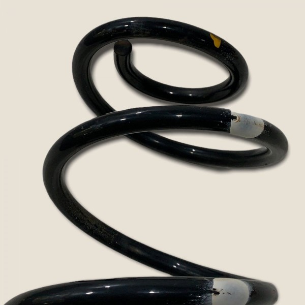 Mola Traseira Onix Lt 1.0 2019 Mola Traseira Onix Lt 1.0 2019