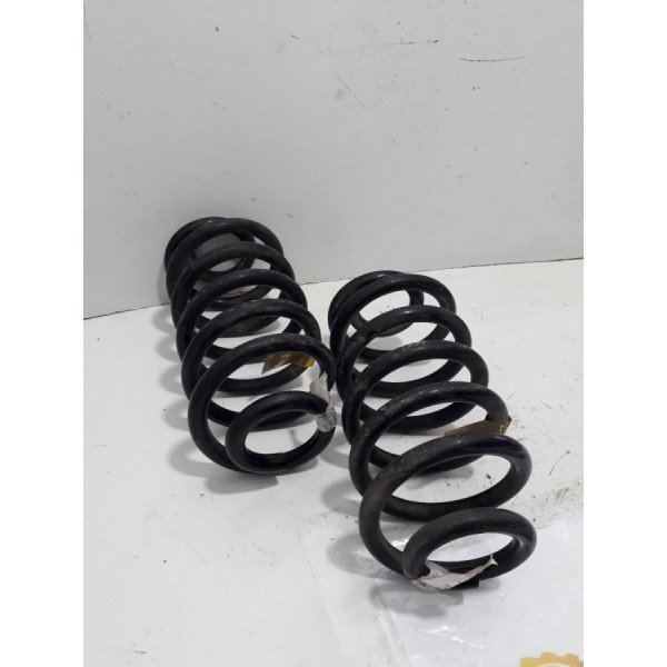 Par De Molas Traseira Gm Tracker 1.8 Automatica 2016 Par De Molas Traseira Gm Tracker 1.8 Automatica 2016